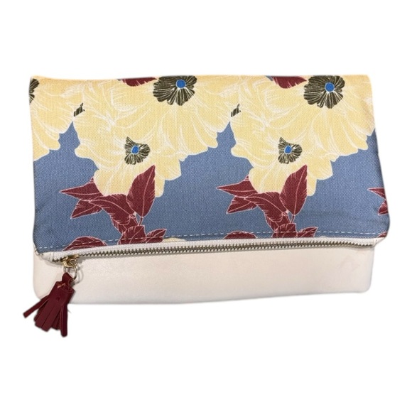 Anthropologie Rachel Pally Floral Foldover Clutch Purse White Faux Leather - Picture 1 of 6